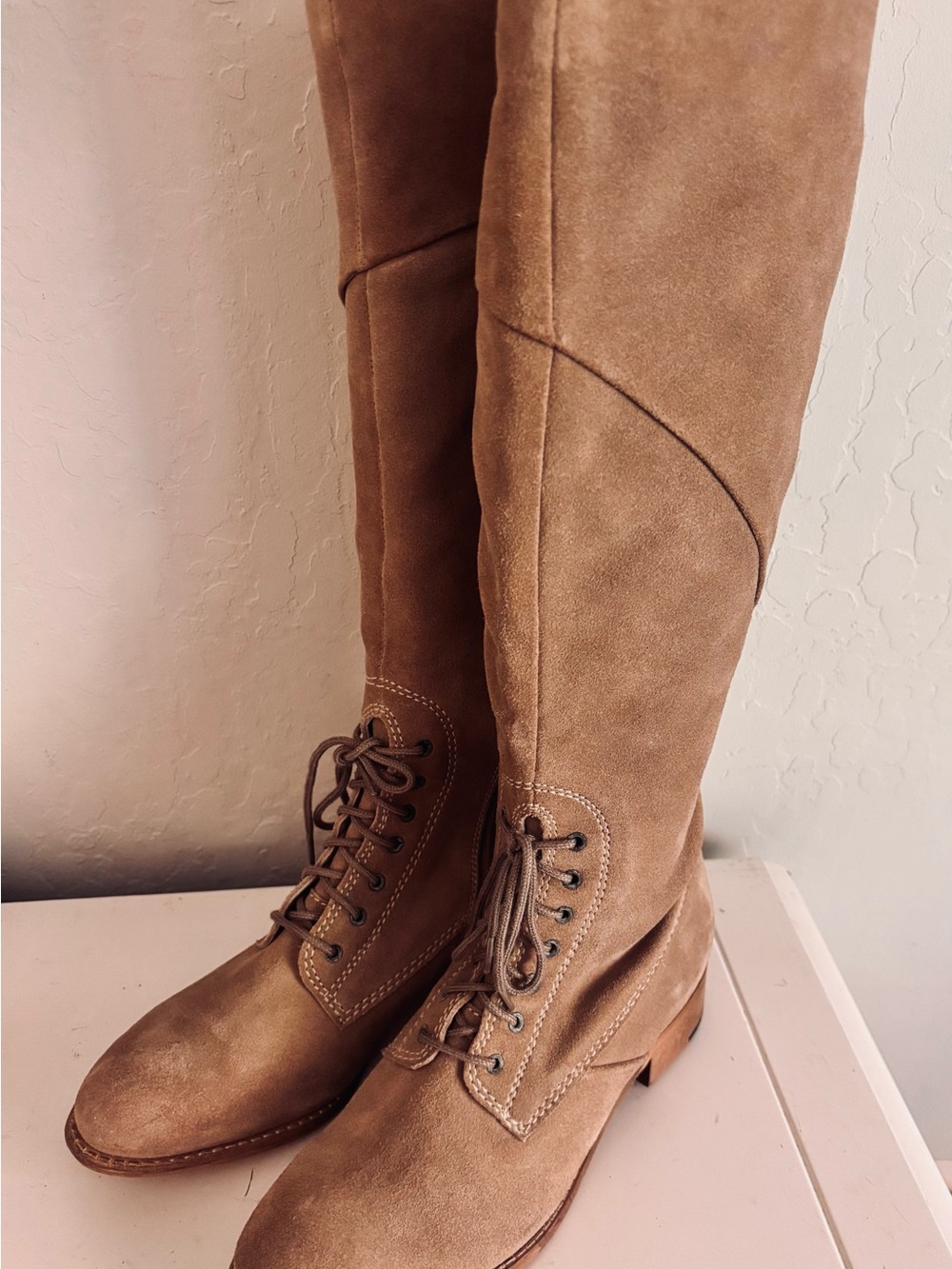 Seychelles Tan Suede Lace-Up Knee Boots Stacked Heel, Sz 7.5 Bohemian